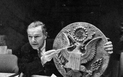 Эндовибратор: как советские пионеры помогли КГБ 8 лет прослушивать посольство США