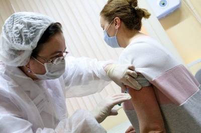 Полный курс вакцинации “Спутником V” прошли 3,8 миллиона россиян