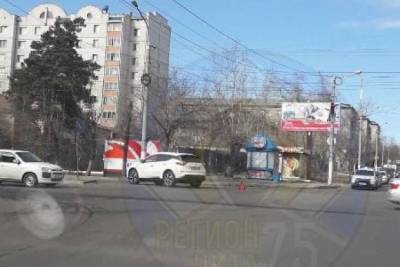 Автомобиль сбил пешехода на перекрёстке улиц Бабушкина и Журавлёва в Чите