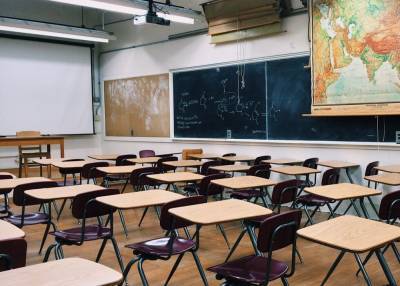 Муниципальные школы могут отдать под региональное управление – Учительская газета