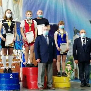 Юные запорожские тяжелоатлеты завоевали 12 наград чемпионата Украины U15