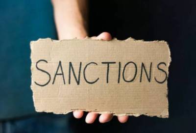 Новые санкции давят на РФ, но их действие ограничено - Moody's