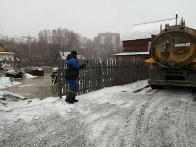 Коммунальщики устранили подтопление в Советском районе Томска