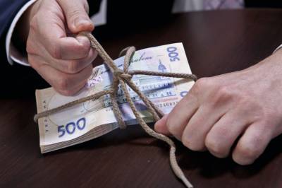 Украинский чиновник попался на присвоении почти 5 млн гривен
