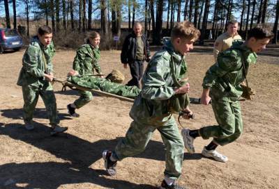 Школьники из Бугров победили в региональной «Зарнице» и вышли на всероссийский этап