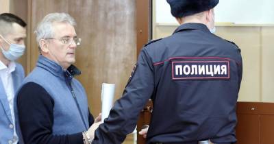 Суд арестовал миллионы и недвижимость экс-губернатора Белозерцева