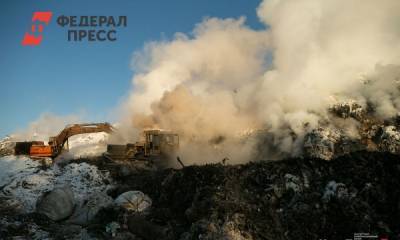 В Ленинградской области горит полигон твердых бытовых отходов