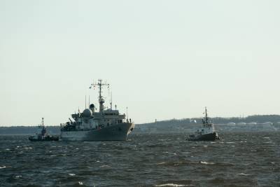 В Балтийском море начали масштабные противоминные учения НАТО Open Spirit