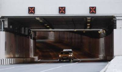 Крупная пробка возникла в районе Лефортовского тоннеля после ДТП