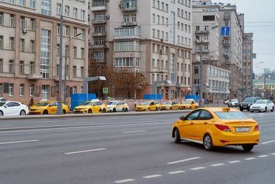 Спрос на такси в Москве увеличился на 20 процентов по сравнению с 2020 годом