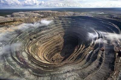 "АЛРОСА" отработает запасы алмазного рудника "Удачный" до отметки минус 630 метров