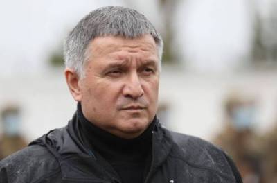 Аваков пообещал Путину «горячий» прием в случае вторжения в Украину