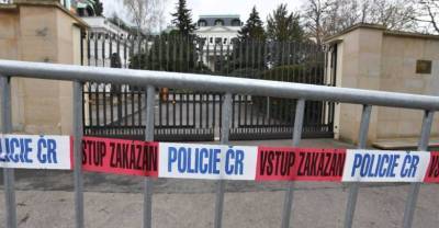 Власти Праги потребовали вернуть занятую Посольством России землю
