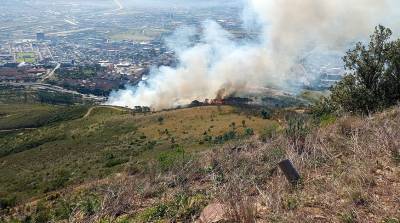 Природный пожар в ЮАР подошел к Кейптауну: жителей эвакуируют