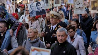Организаторы акции "Бессмертный полк" в Петербурге перенесли шествие в онлайн-формат
