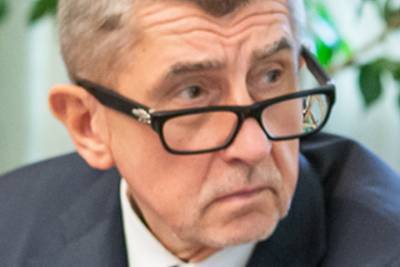 Премьер Чехии отказался считать инцидент в Врбетице терактом