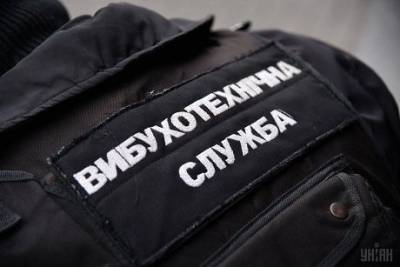 В столице в подъезде жилого дома нашли артснаряды - enovosty.com - Киев - район Дарницкий - район Деснянский