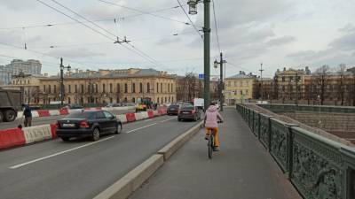 Движение на Литейном мосту в Петербурге ограничат с 20 апреля