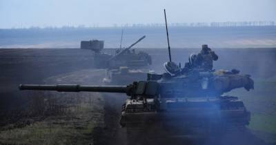 Уничтожение ДРГ и контратака: танкисты из Черниговщины провели учения (фото)