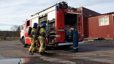Кубрик судна "Север-7" в Мурманске вспыхнул огнем