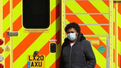 В Великобритании за сутки выявили почти 3 тыс. случаев коронавируса