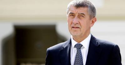 Премьер Чехии отрицает атаку Кремля на Прагу