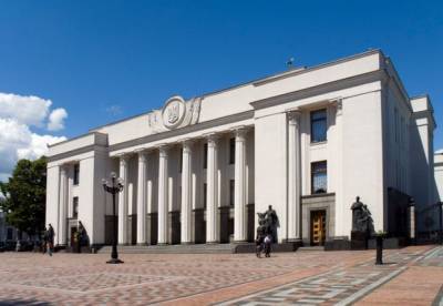 В Украине смогут лишать ученой степени за плагиат