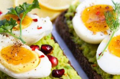 Сколько яиц диетологи советуют съедать каждый день