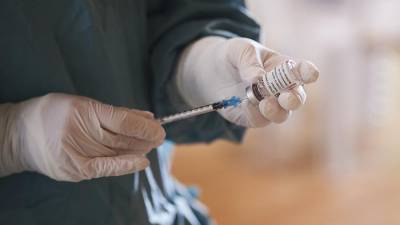 США допустили отказ от начала использования вакцины AstraZeneca