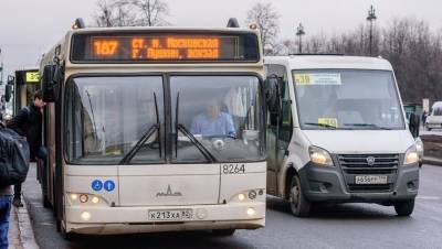 Петербуржцев лишат почти 250 автобусных маршрутов