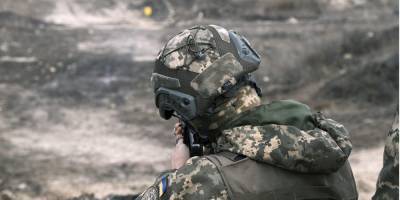 Ситуация на Донбассе обострилась: за сутки двое украинских военных получили ранения