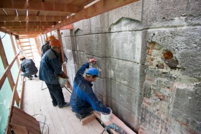 В Госдуме рассмотрят закон о реставрации петербургских домов-памятников