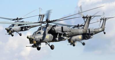 Российские ударные вертолеты замечены на границе с Украиной (видео)