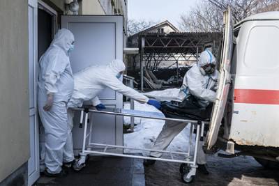 Украина снова побила рекорды по заражениям и смертям от коронавируса