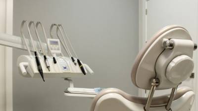 Стоматологу из Тувы предъявили обвинение из-за смерти девочки после укола