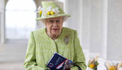 Королева Елизавета пошутила о преследовании российских самолетов