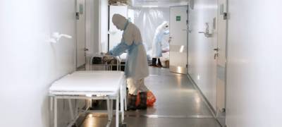 За последние сутки в России скончались 400 больных коронавирусом