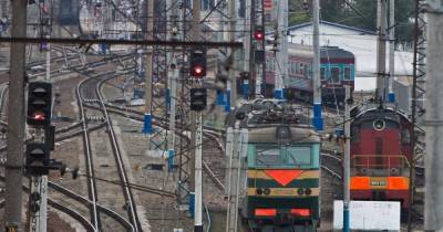 В Калининграде мужчину сбил поезд, пострадавший выжил