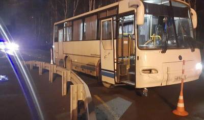 В Тюмени на Старотобольском тракте автобус сбил 51-летнего мужчину