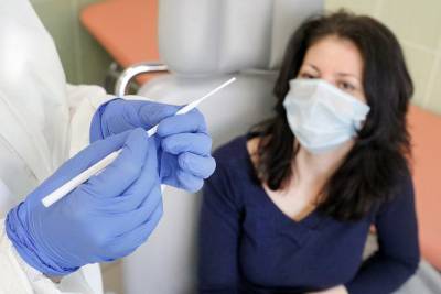 В России стартовали испытания вакцины от COVID-19 в виде капель для носа
