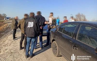 В Запорожье на взятке в $8 тысяч задержан экс-прокурор