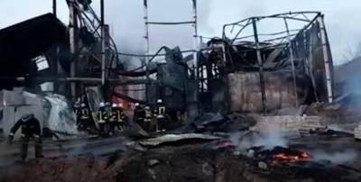 Жуткое ЧП в Харькове: взорвался огромный цех - есть жертвы. Кадры с места