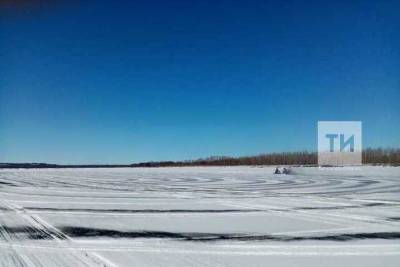На Вятке в Татарстане сделали чернение льда против заторов