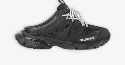 Кроссовки-мюли Balenciaga за 70 тысяч рублей сравнили со стоптанными кедами
