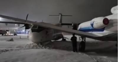 В России в аэропорту врезались в друг друга два самолета (ВИДЕО)