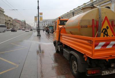 В Петербурге возобновят дезинфекцию улиц
