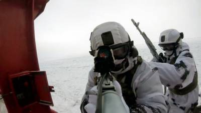 Новости на "России 24". В Арктике начались масштабные учения спецназа Росгвардии