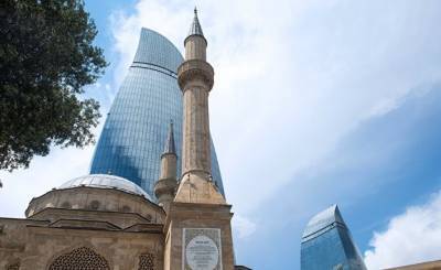 Le Monde: как Ильхам Алиев одомашнивает ислам