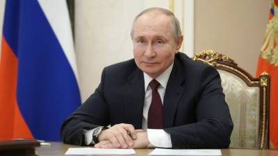 Песков рассказал о состоянии Путина через десять дней после вакцинации