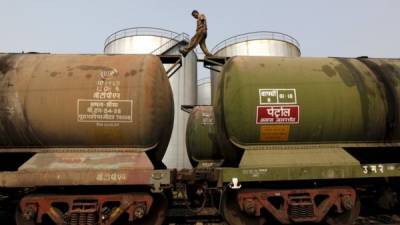 СМИ: Индия обнажила своё «оружие», отталкивая нефть Саудовской Аравии